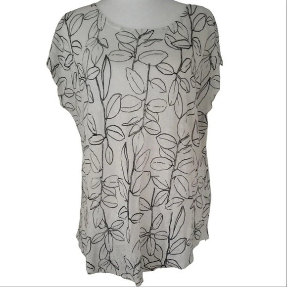 Cynthia Rowley Tops - Cynthia Rowley Botanical Print 100% Linen Blouse Black & White Size Large